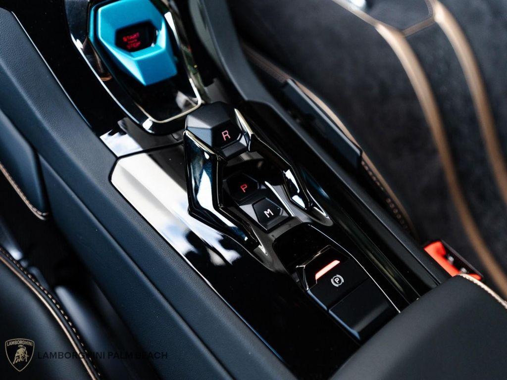used 2024 Lamborghini Huracan Tecnica car