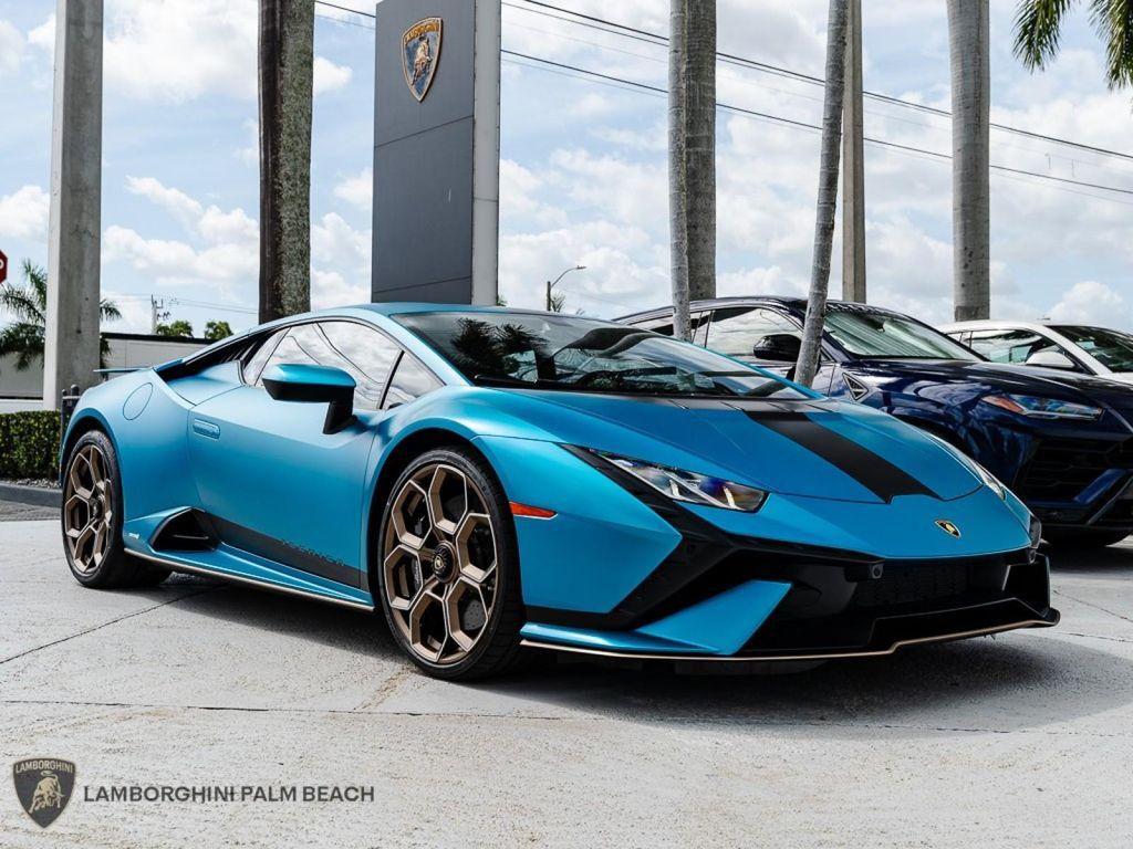 used 2024 Lamborghini Huracan Tecnica car