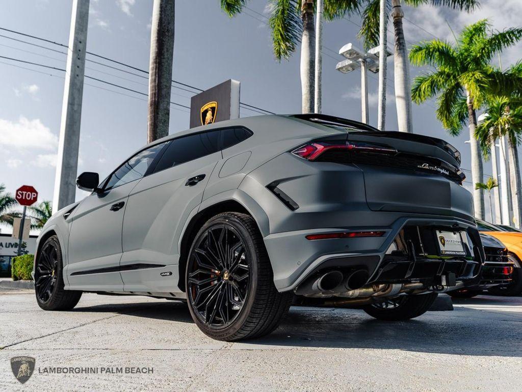 used 2025 Lamborghini Urus car, priced at $329,951