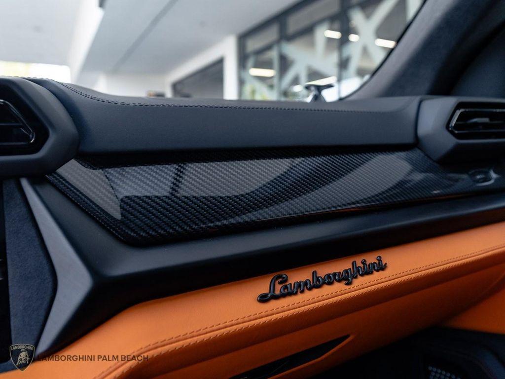 used 2025 Lamborghini Urus car, priced at $329,951