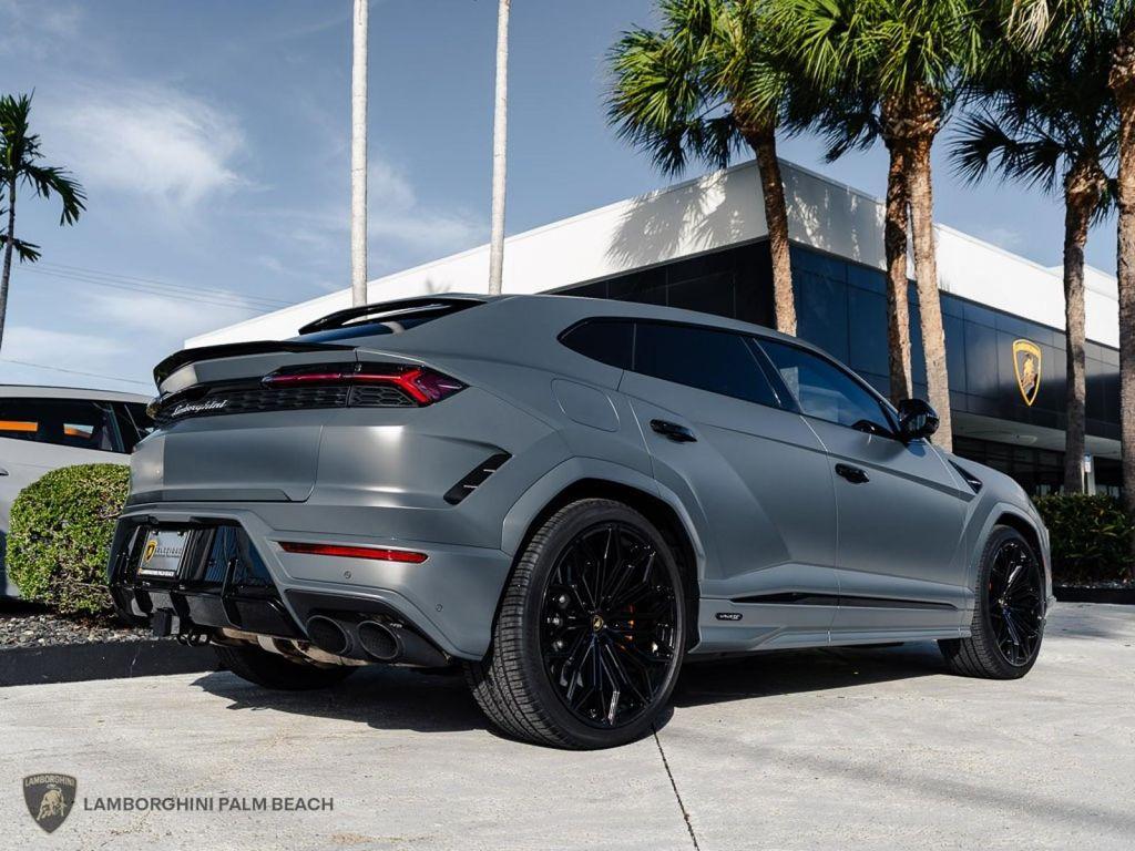 used 2025 Lamborghini Urus car, priced at $329,951