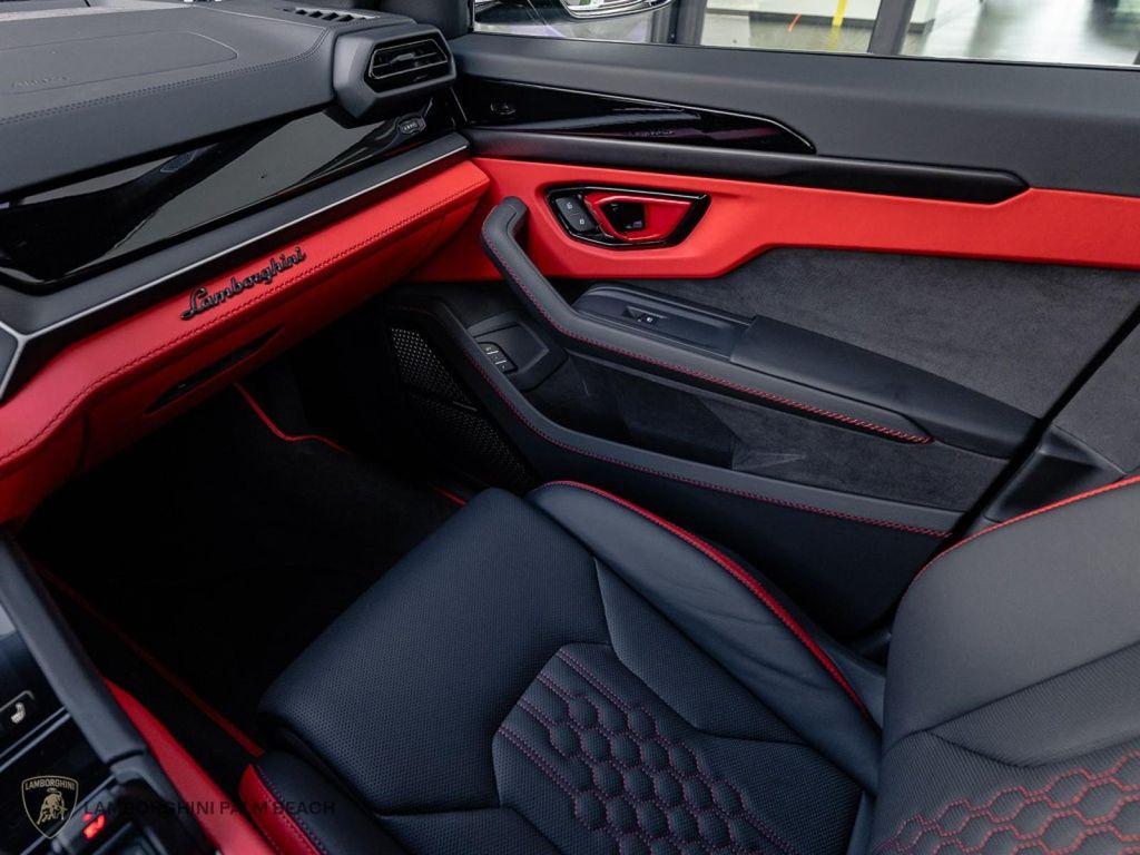 used 2025 Lamborghini Urus car, priced at $304,586