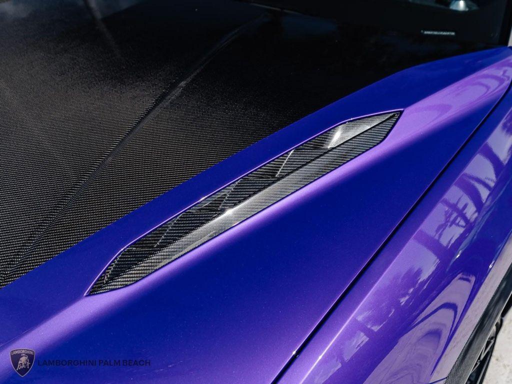 used 2023 Lamborghini Urus car, priced at $326,946