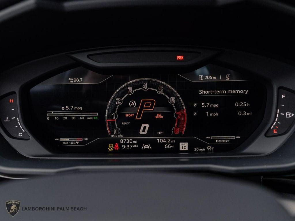 used 2024 Lamborghini Urus car, priced at $269,951