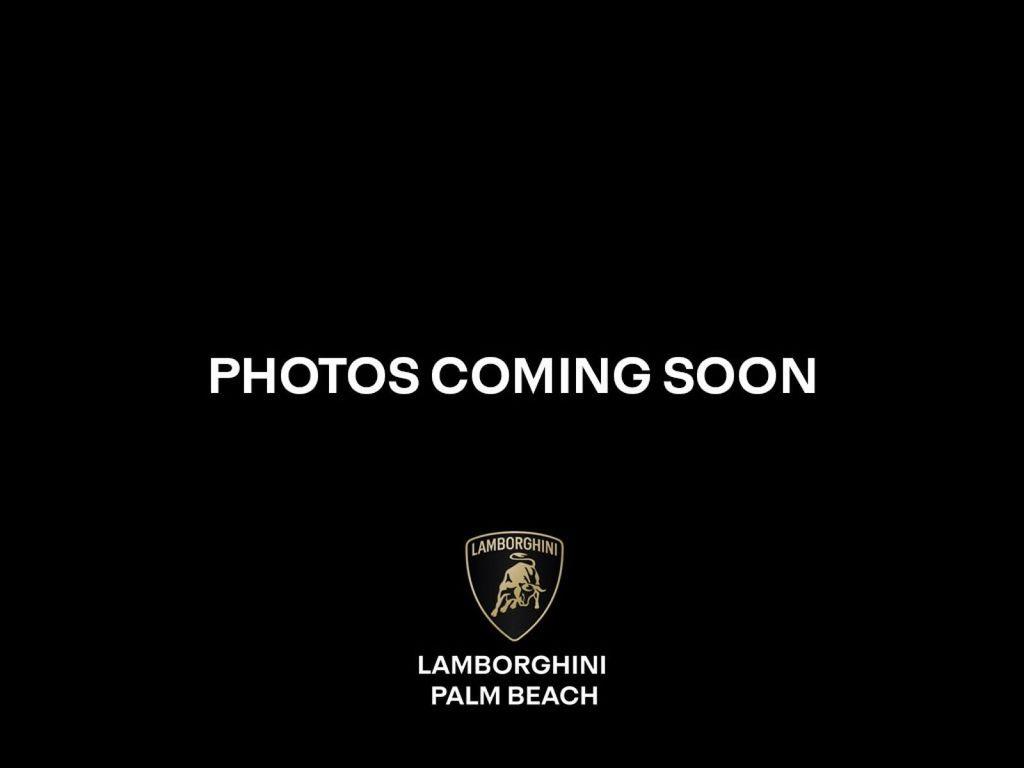 used 2024 Lamborghini Urus car