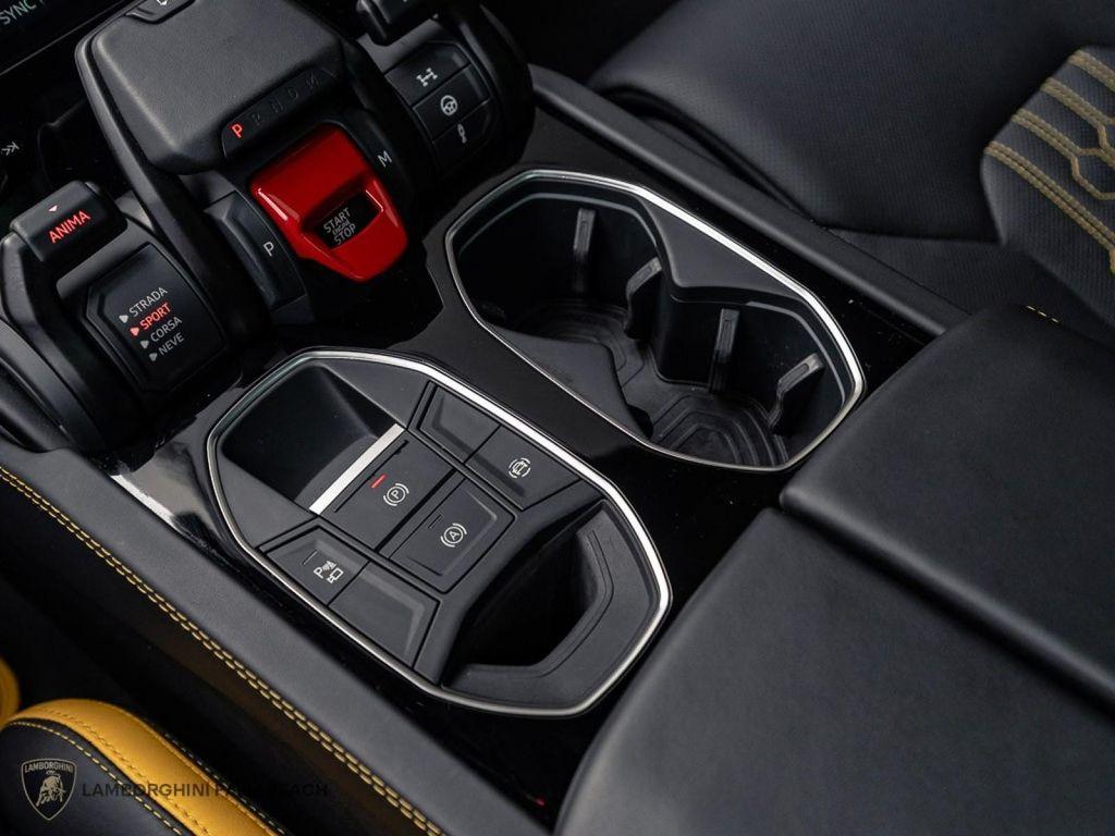 used 2024 Lamborghini Urus car, priced at $269,951