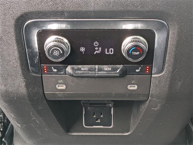 used 2024 GMC Yukon XL car, priced at $62,595