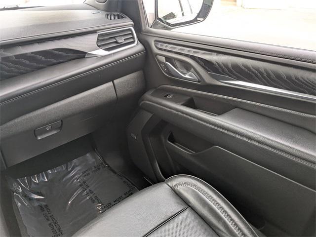 used 2024 GMC Yukon XL car, priced at $62,595