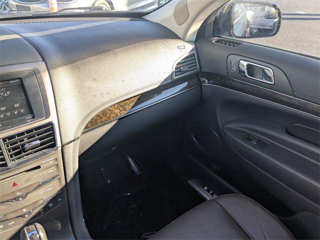 used 2014 Lincoln MKT car, priced at $11,636