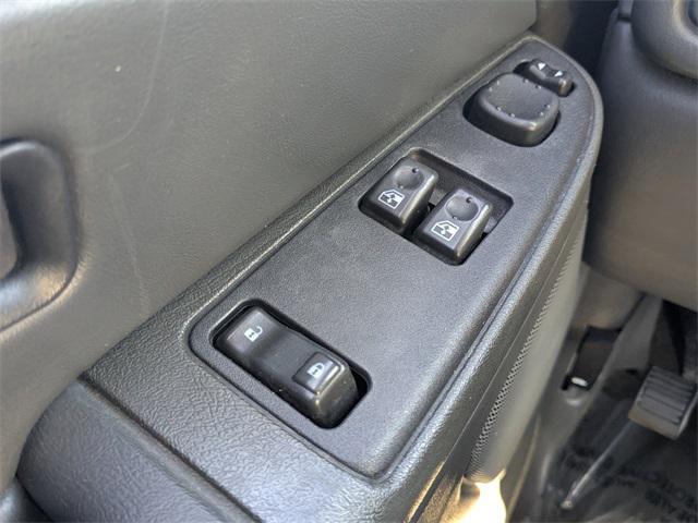 used 2005 Chevrolet Silverado 1500 car, priced at $11,900