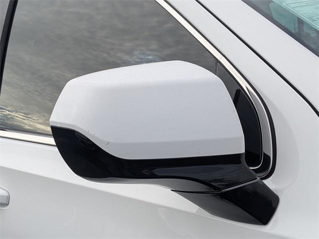 used 2022 GMC Yukon XL car, priced at $28,900