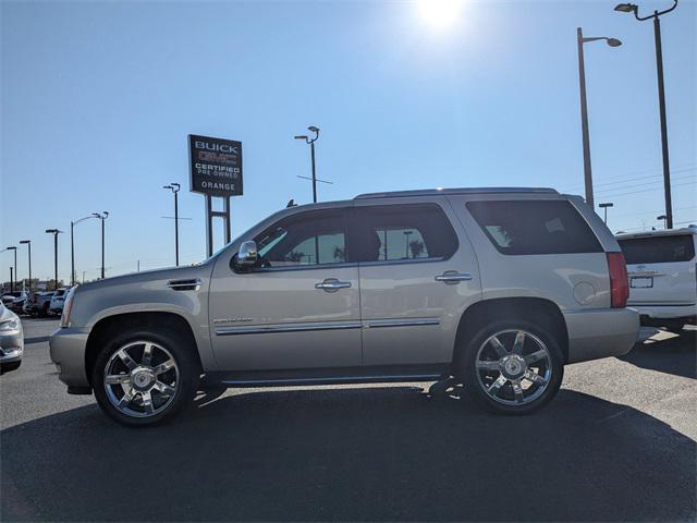 used 2014 Cadillac Escalade car, priced at $16,900