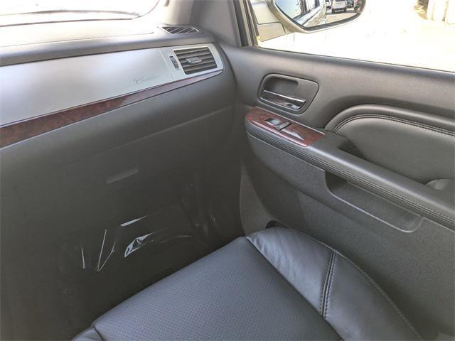 used 2014 Cadillac Escalade car, priced at $16,900