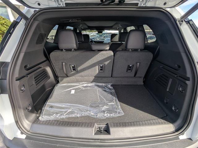 new 2026 GMC Acadia car, priced at $53,625