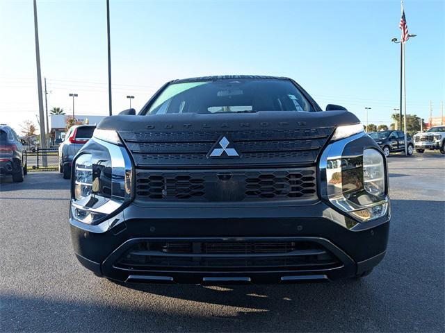used 2023 Mitsubishi Outlander car, priced at $20,900