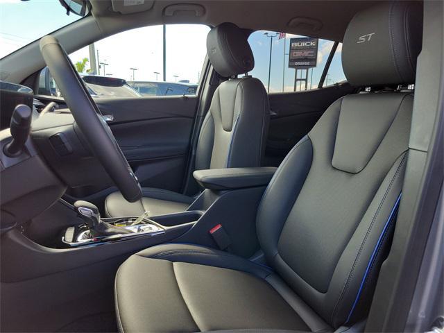 new 2026 Buick Encore GX car, priced at $30,430