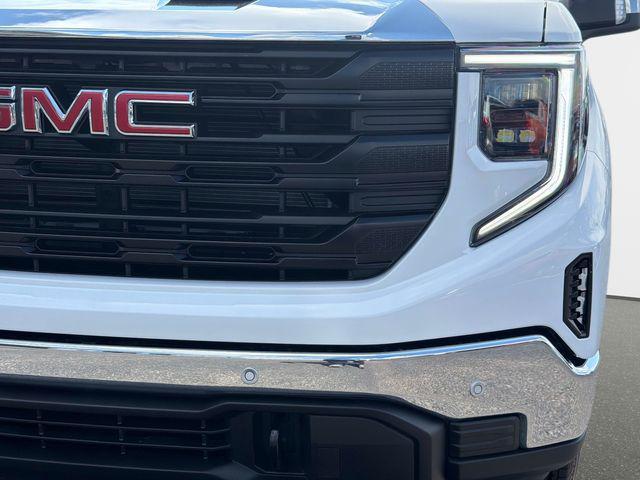 new 2026 GMC Sierra 1500 car, priced at $38,265