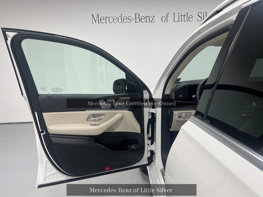 used 2025 Mercedes-Benz GLE 350 car, priced at $64,995