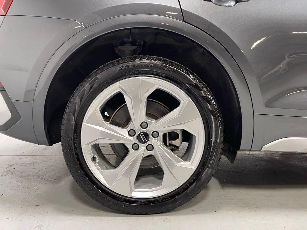 used 2025 Audi Q5 car, priced at $41,644