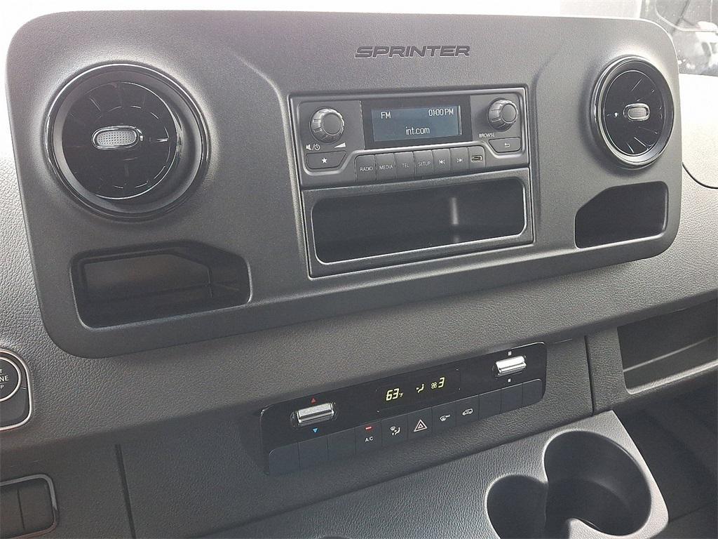 new 2025 Mercedes-Benz Sprinter 2500 car, priced at $67,074