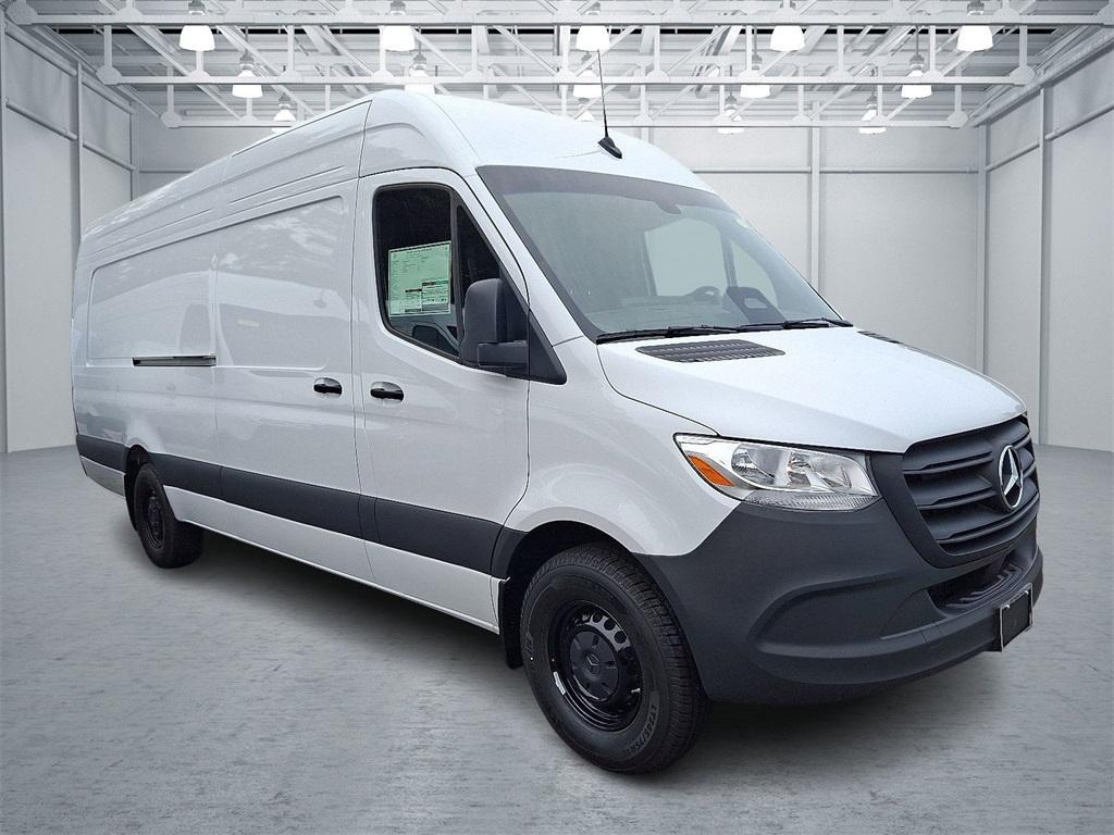 new 2025 Mercedes-Benz Sprinter 2500 car, priced at $67,074