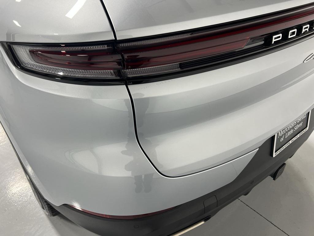 used 2024 Porsche Cayenne car, priced at $75,995