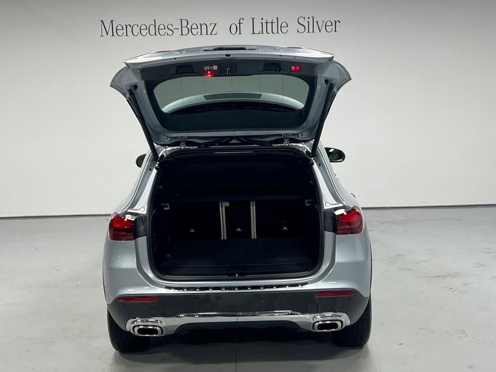 used 2025 Mercedes-Benz GLA 250 car, priced at $42,000