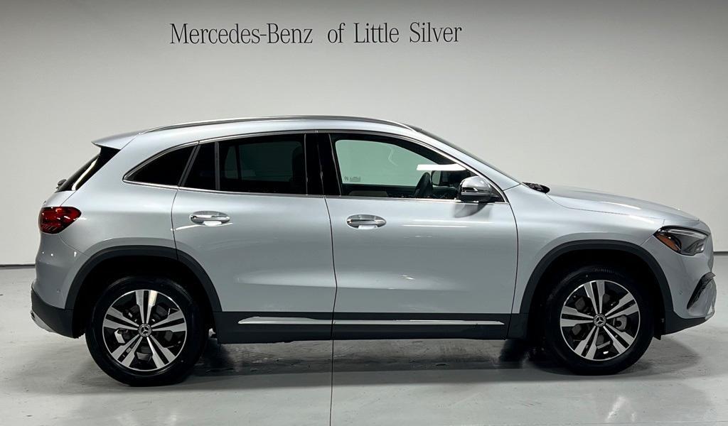 used 2025 Mercedes-Benz GLA 250 car, priced at $42,000