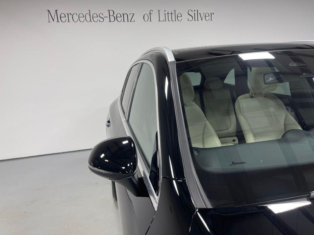 used 2024 Mercedes-Benz GLC 300 car, priced at $41,144