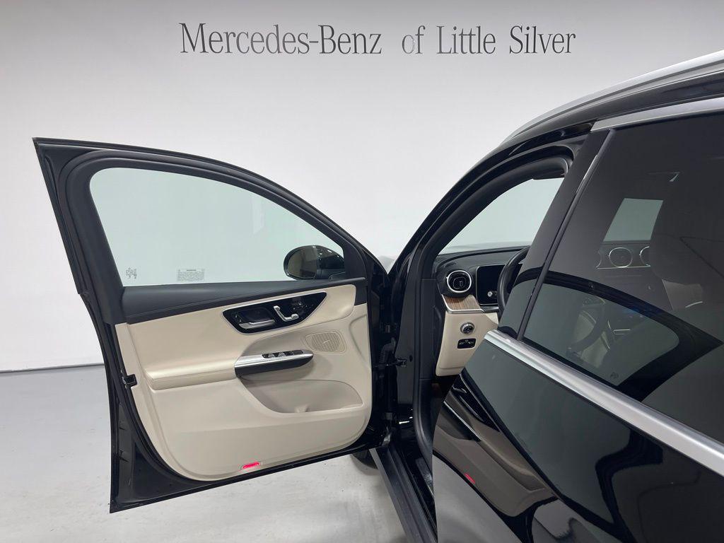 used 2024 Mercedes-Benz GLC 300 car, priced at $41,144