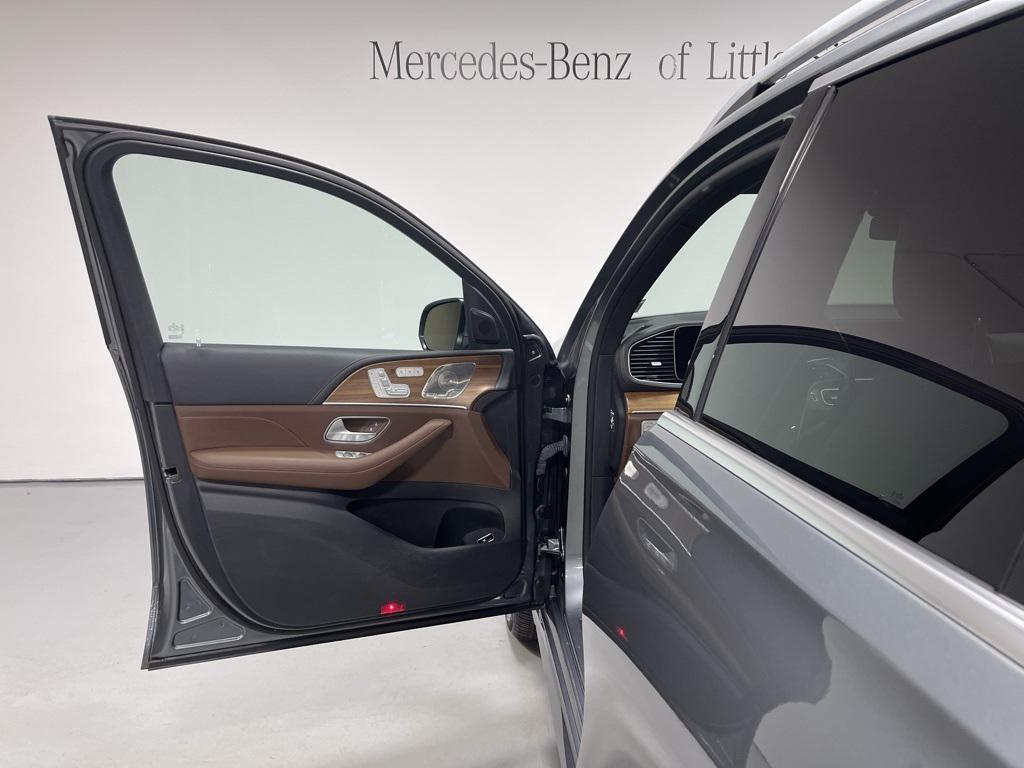 used 2024 Mercedes-Benz GLE 350 car, priced at $54,995