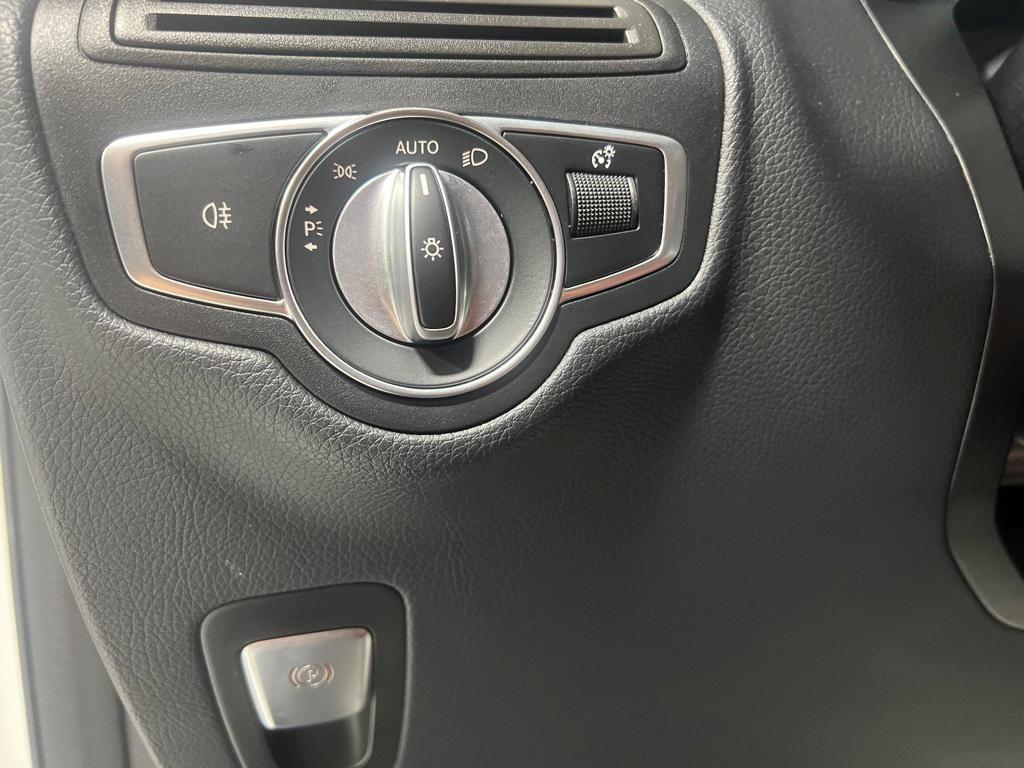 used 2022 Mercedes-Benz GLC 300 car, priced at $39,495