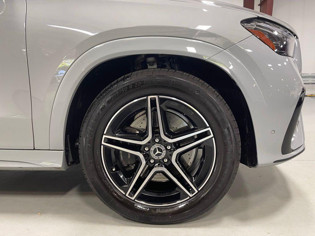 used 2024 Mercedes-Benz GLE 450 car, priced at $59,995
