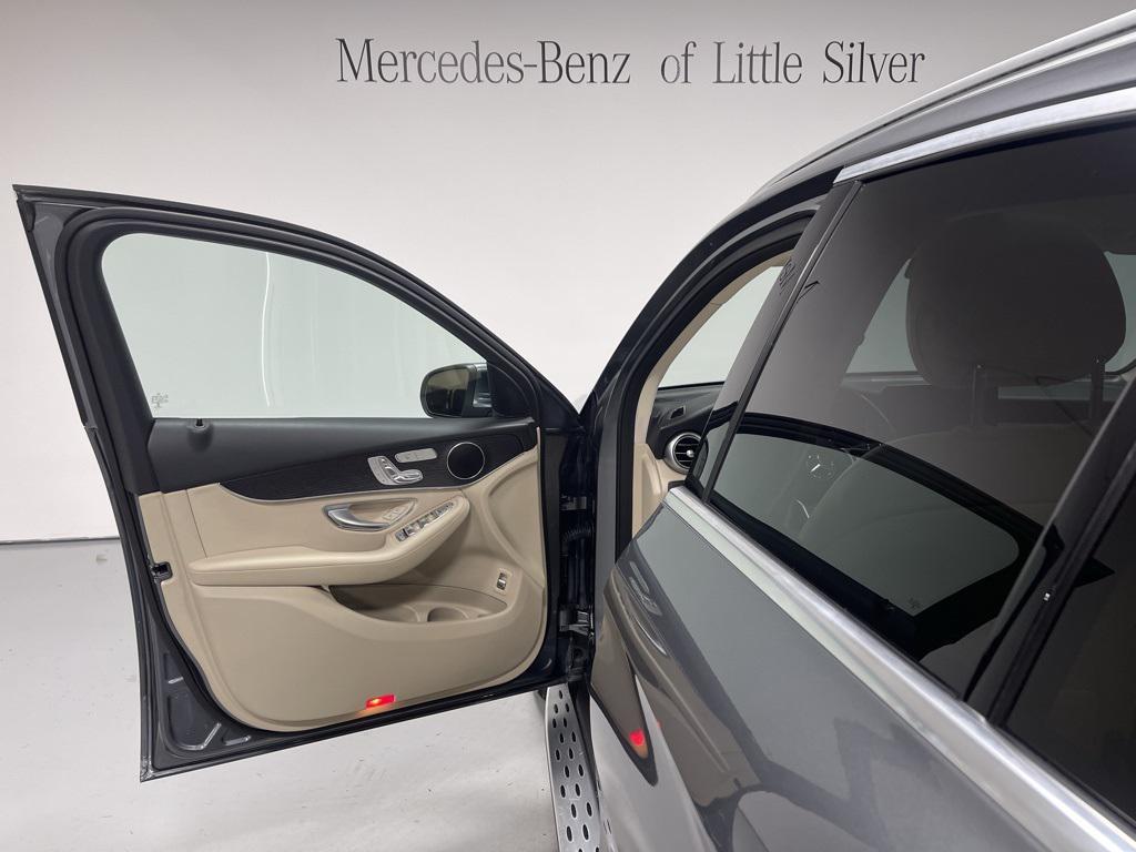 used 2022 Mercedes-Benz GLC 300 car, priced at $33,295