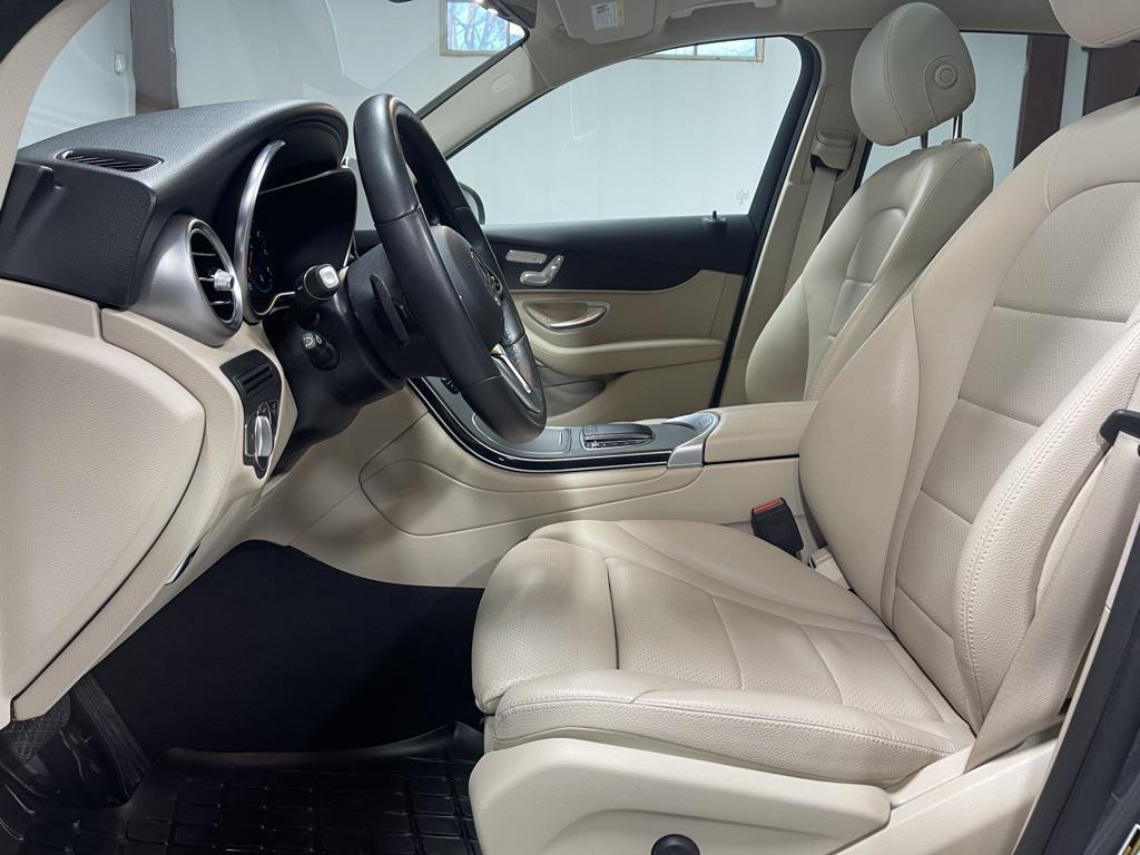 used 2022 Mercedes-Benz GLC 300 car, priced at $33,295