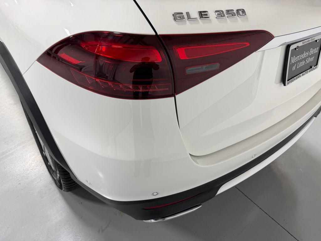 used 2024 Mercedes-Benz GLE 350 car, priced at $54,644