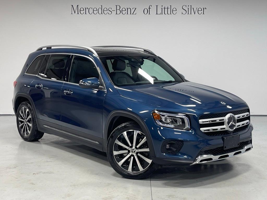 used 2022 Mercedes-Benz GLB 250 car, priced at $30,895