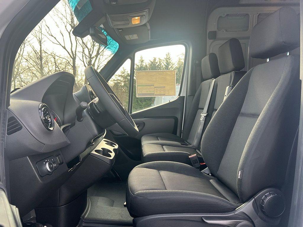 new 2025 Mercedes-Benz Sprinter 3500 car, priced at $72,205