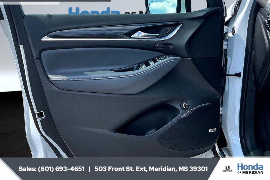 used 2024 Buick Enclave car, priced at $28,900