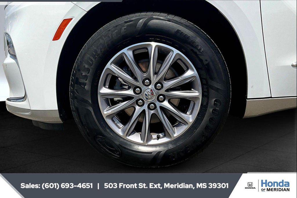 used 2024 Buick Enclave car, priced at $28,900