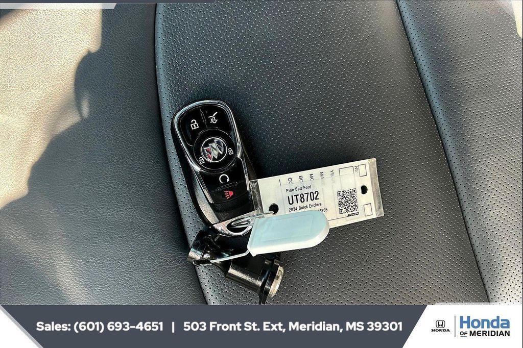 used 2024 Buick Enclave car, priced at $28,900