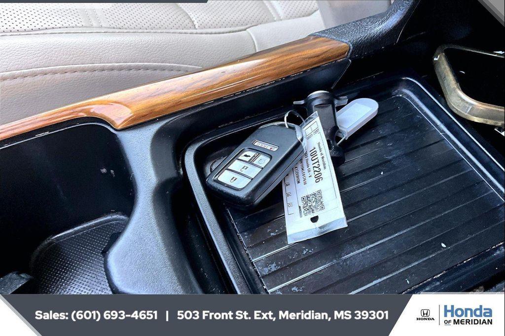 used 2020 Honda CR-V car, priced at $20,900