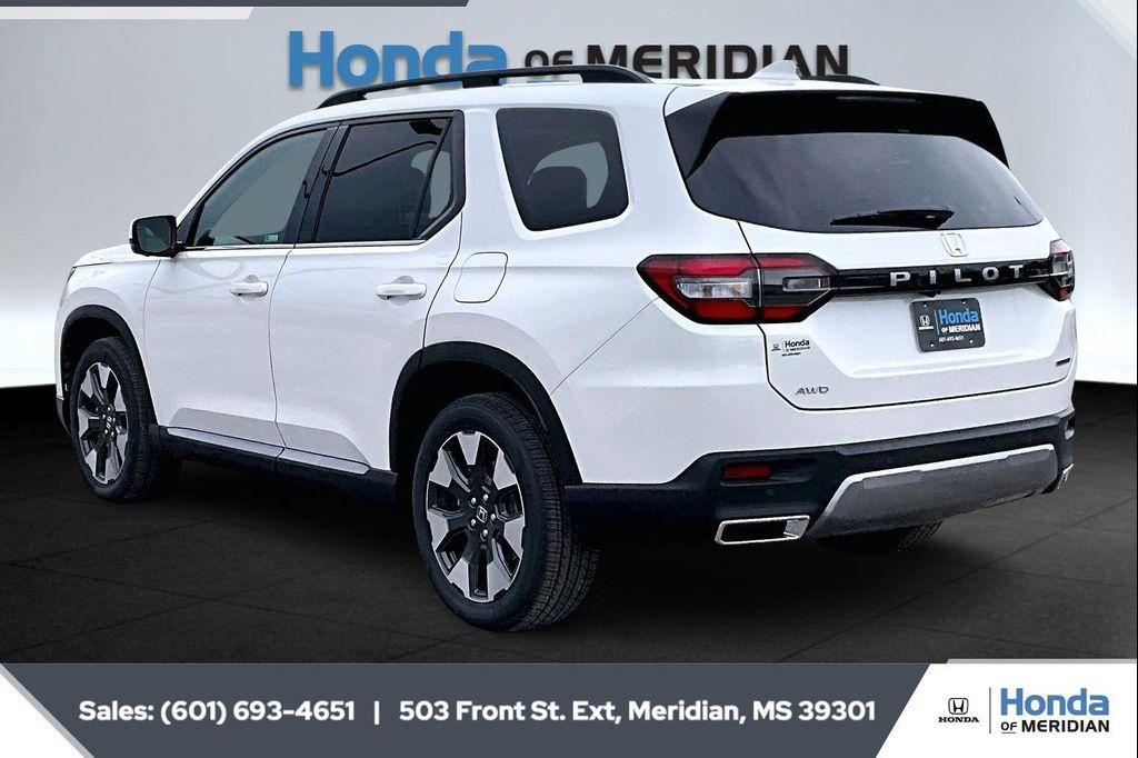 new 2026 Honda Pilot car, priced at $51,641