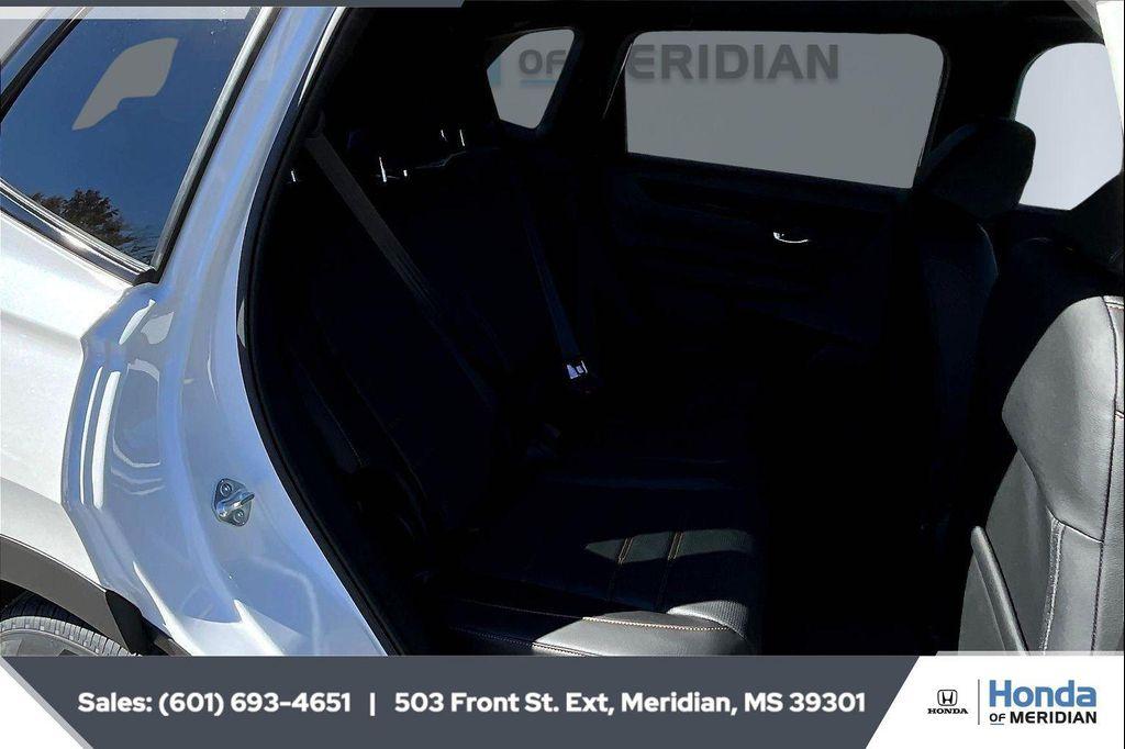 new 2026 Honda CR-V Hybrid car, priced at $38,592