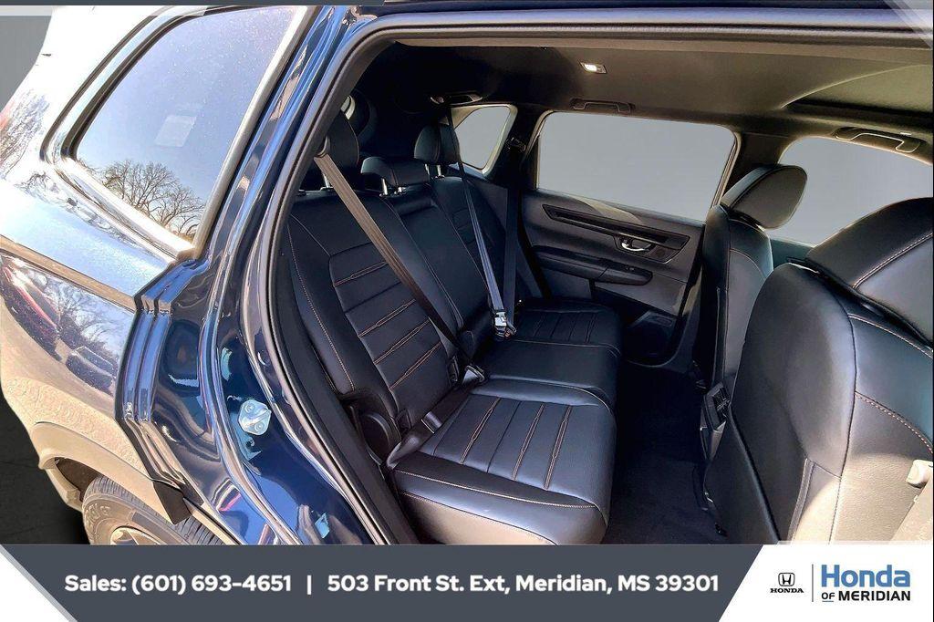 new 2026 Honda CR-V Hybrid car, priced at $38,211