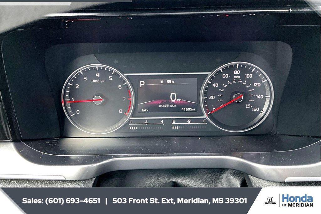 used 2023 Kia Sorento car, priced at $22,300