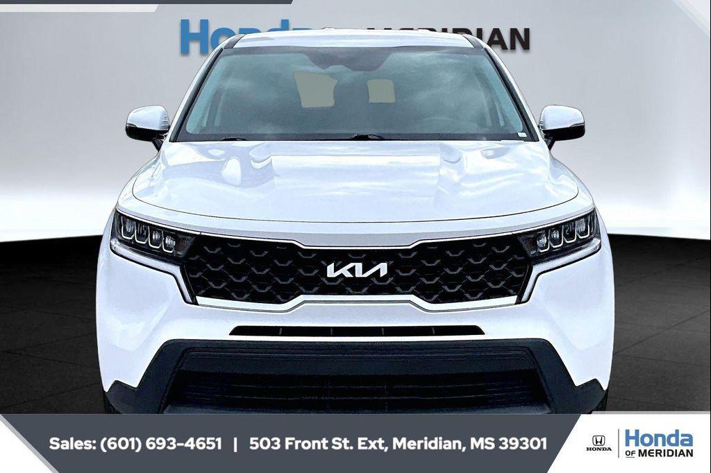 used 2023 Kia Sorento car, priced at $22,300