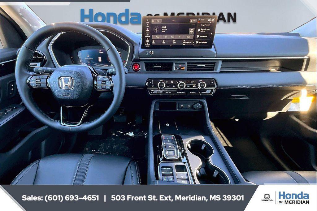 new 2026 Honda Pilot car, priced at $45,707