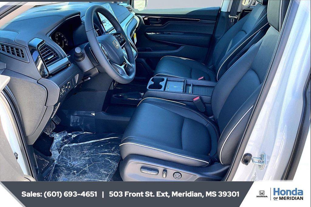 new 2026 Honda Odyssey car, priced at $46,533