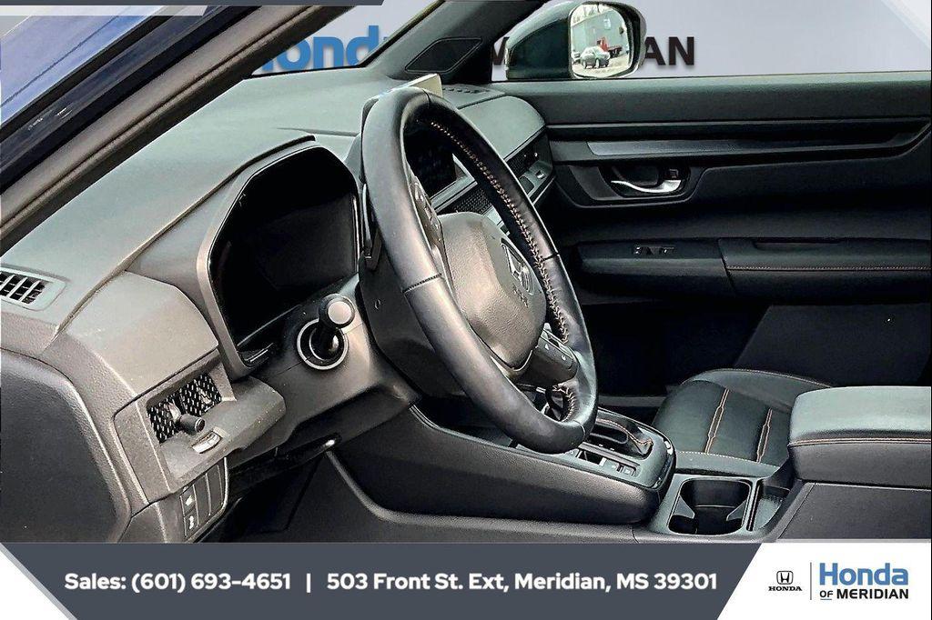 used 2025 Honda CR-V Hybrid car, priced at $34,900